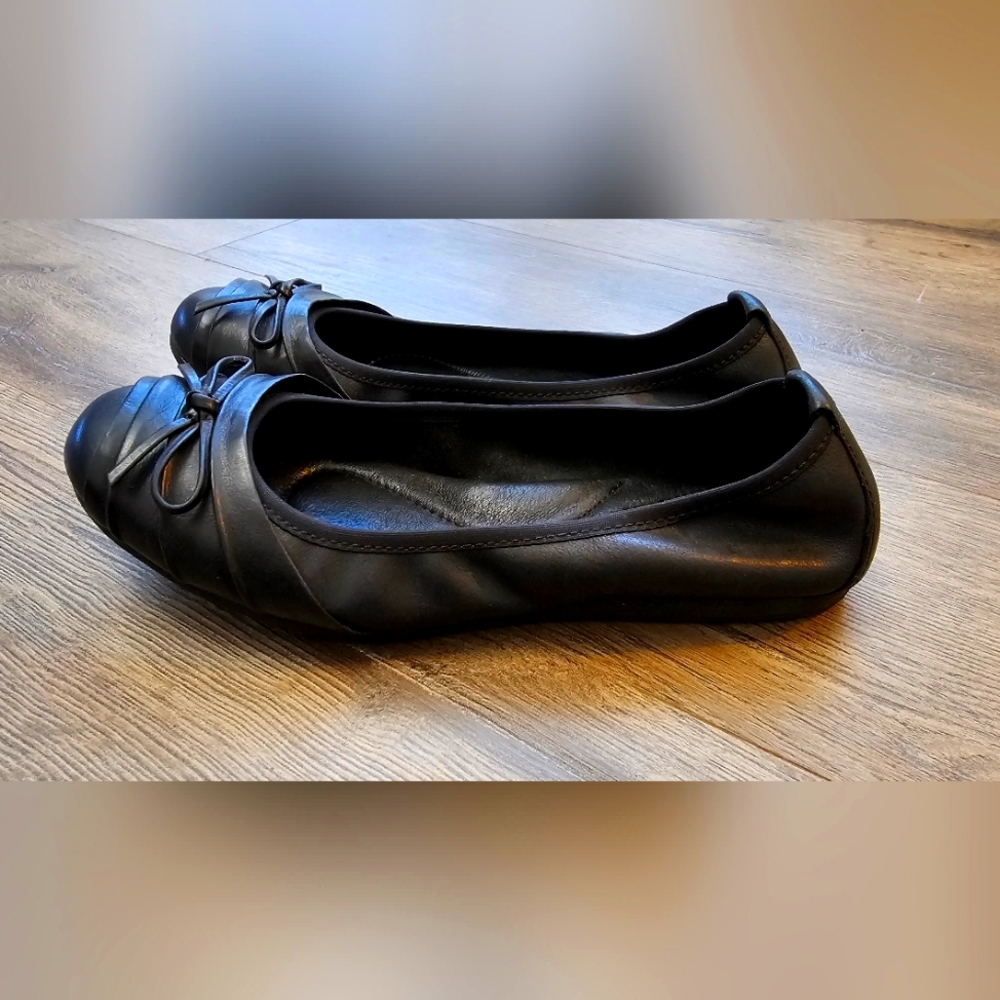 Black Women's Ballet Flats